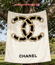Chanel Gold Chain CC Logo Flannel Throw Blanket IMG_6669